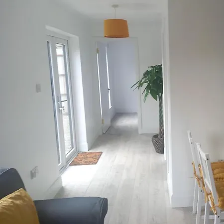 Sunny Side - Self Catering شقة *