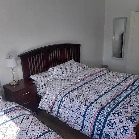 Sunny Side - Self Catering *