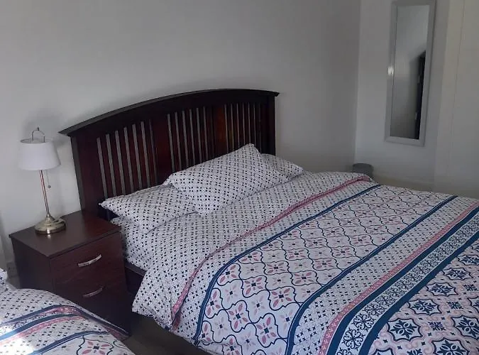 Sunny Side - Self Catering *